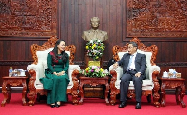 Thắt chặt hợp tác giữa hai Hội LHPN Việt Nam và Lào 